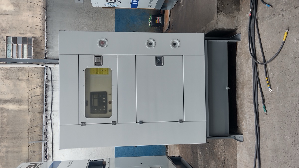Gerador 250 KVA - Vista 2